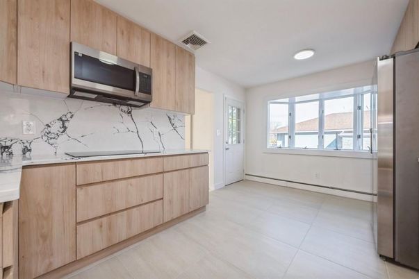 Interior, Kitchen, Marble Walls, Stainless Steel Appliances