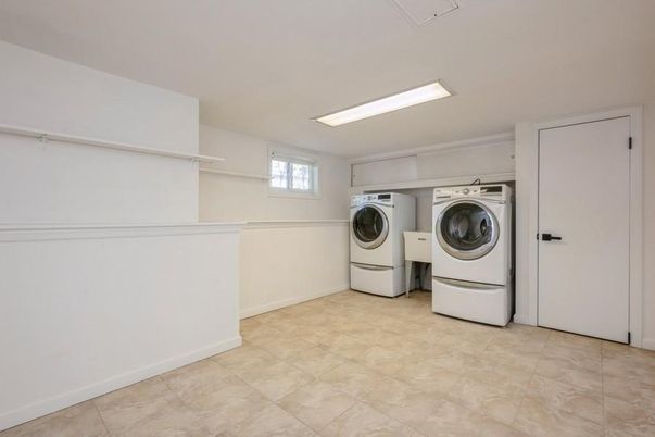 Interior, Washer