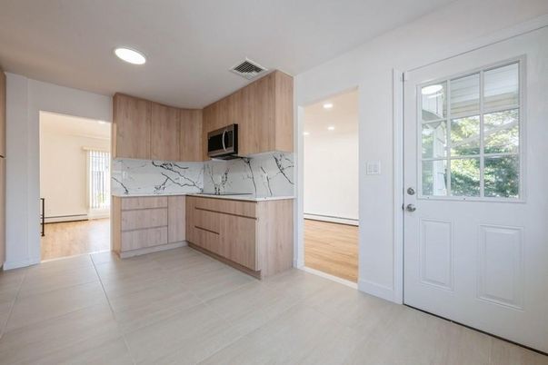 Interior, Kitchen, Marble Walls, Recessed Lighting