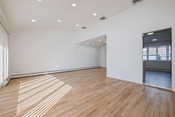 Empty room, Interior, Recessed Lighting, Wood Texture Flooring
