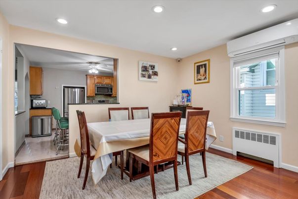 Dining room, Interior, Kitchen, Recessed Lighting, Wood Texture Flooring