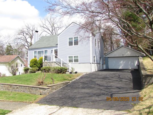 Detached Garage, Exterior