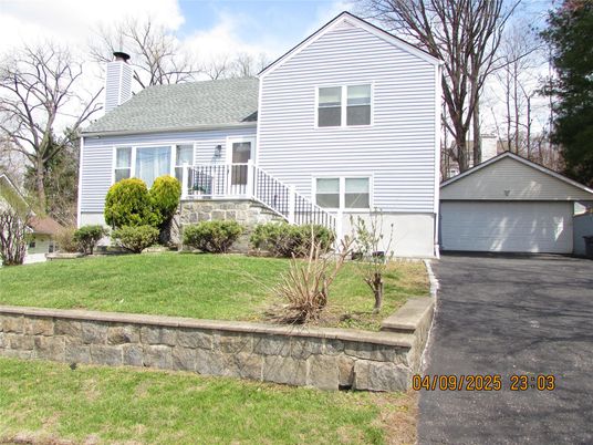 Detached Garage, Exterior