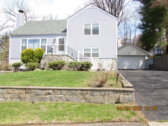 Detached Garage, Exterior, Facade, Split Level