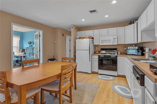 Dining room, Interior, Kitchen, Recessed Lighting, Wood Texture Flooring
