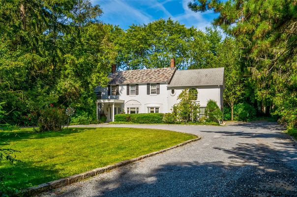 Backyard, Exterior, Facade, French Provincial
