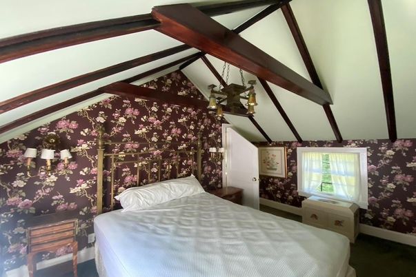 Bedroom, Interior, Wooden Beams