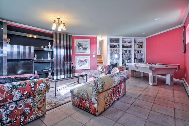 Billiard Table, Game Room, Interior, Living room, Recessed Lighting