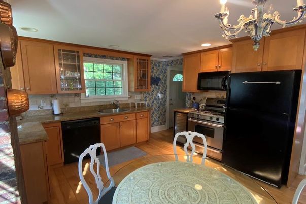 Chandelier, Interior, Kitchen, Recessed Lighting, Stainless Steel Appliances, Wood Texture Flooring