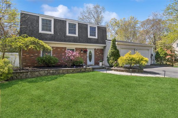 Attached, Exterior, Facade, Brick Facade, Cape Cod