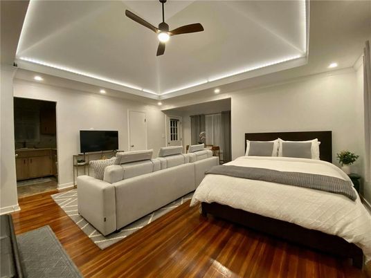 Bedroom, Interior, Recessed Lighting, Wood Texture Flooring