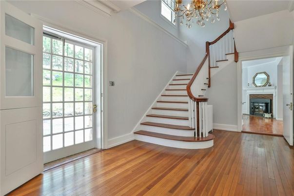 Chandelier, Fireplace, Interior, Wood Texture Flooring