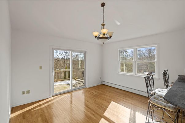 Chandelier, Empty room, Interior, Wood Texture Flooring