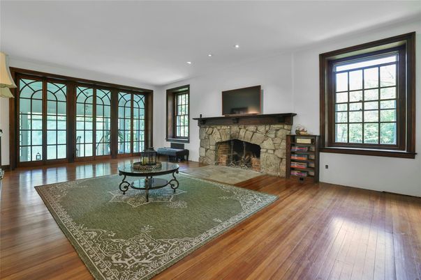 Fireplace, Interior, Recessed Lighting, Wood Texture Flooring