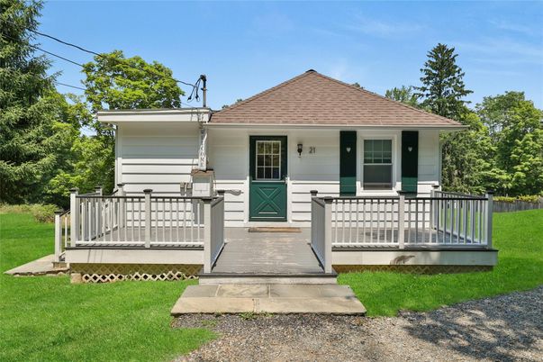 Exterior, Facade, American Craftsman