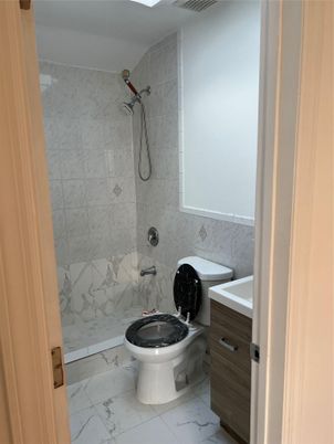 Bathroom, Interior, Marble, Marble Walls