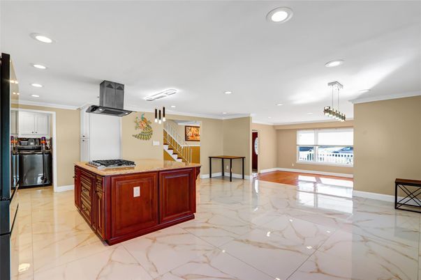Interior, Kitchen, Marble, Pendant Lights, Recessed Lighting
