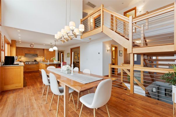 Chandelier, Dining room, Interior, Kitchen, Pendant Lights, Recessed Lighting, Wood Texture Flooring