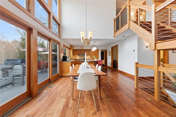 Chandelier, Dining room, Interior, Kitchen, Pendant Lights, Recessed Lighting, Wood Texture Flooring