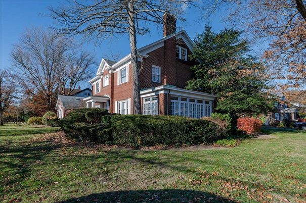 Exterior, Facade, Brick Facade, Queen Anne Victorian