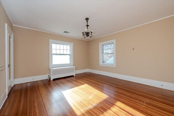 Chandelier, Empty room, Interior, Wood Texture Flooring