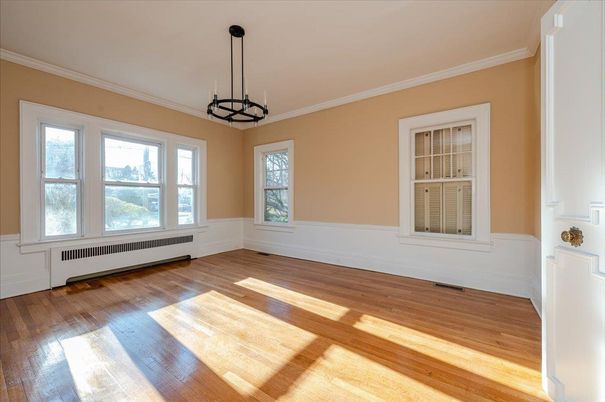 Empty room, Interior, Pendant Lights, Wood Texture Flooring
