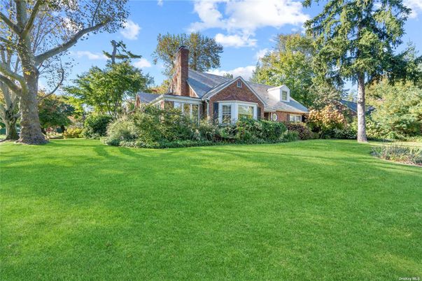 Backyard, Exterior, Facade, Brick Facade, Queen Anne Victorian
