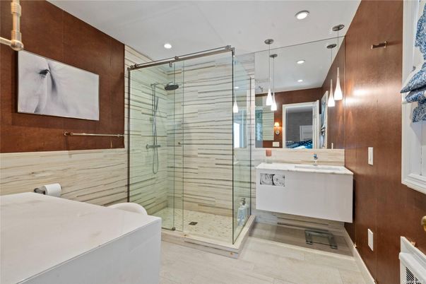 Bathroom, Glass Shower, Interior, Pendant Lights, Recessed Lighting