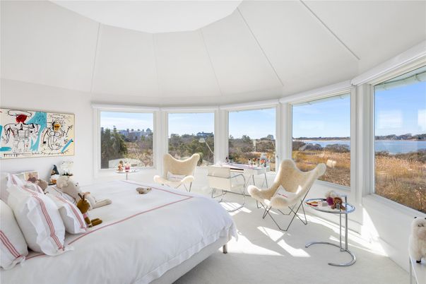 Bedroom, Interior, Water