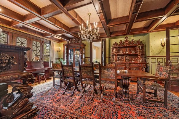 Chandelier, Dining room, Interior, Piano, Wooden Beams