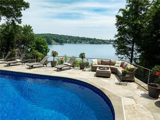 Exterior, Pool, Water