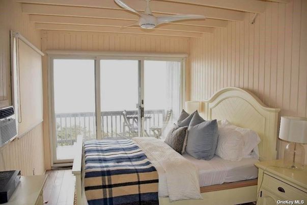 Bedroom, Interior, Water, Wood Texture Flooring