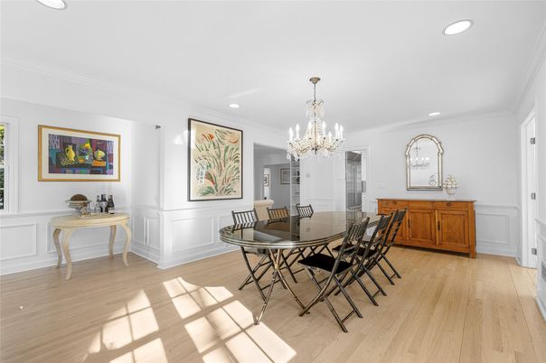 Chandelier, Dining room, Interior, Recessed Lighting, Wood Texture Flooring