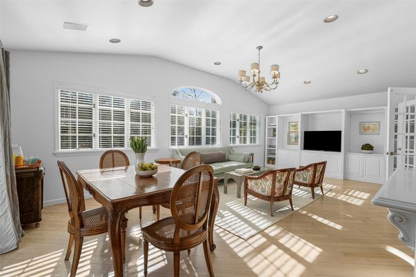 Chandelier, Dining room, Interior, Living room, Recessed Lighting, Wood Texture Flooring