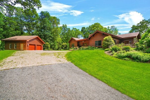 Backyard, Detached Garage, Exterior