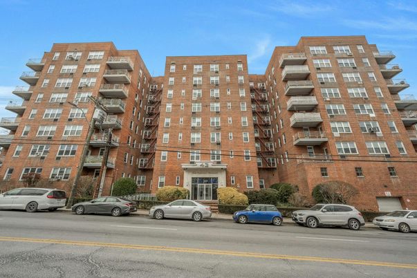 Exterior, Facade, Brick Facade, Condo Building