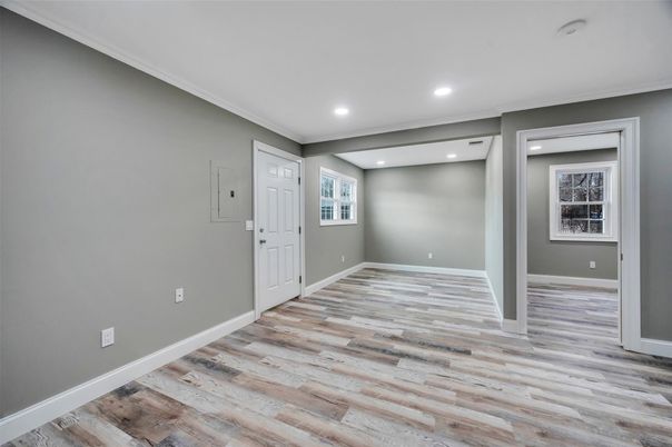 Empty room, Interior, Recessed Lighting, Wood Texture Flooring