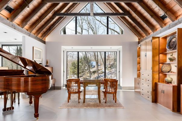 Interior, Piano, Wooden Beams, Wooden Ceilings