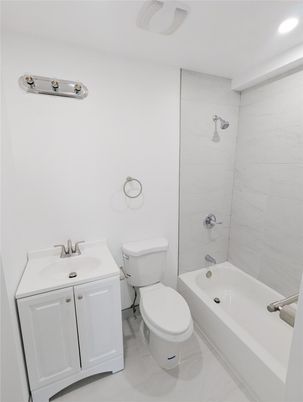 Bathroom, Interior, Marble Walls, Recessed Lighting