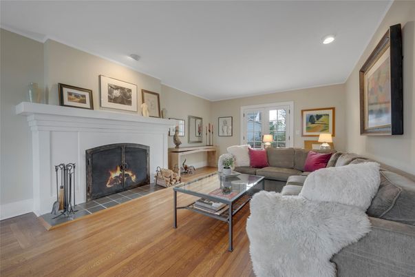 Fireplace, Interior, Living room, Recessed Lighting, Wood Texture Flooring