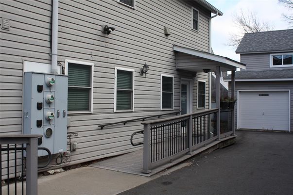 Detached Garage, Exterior