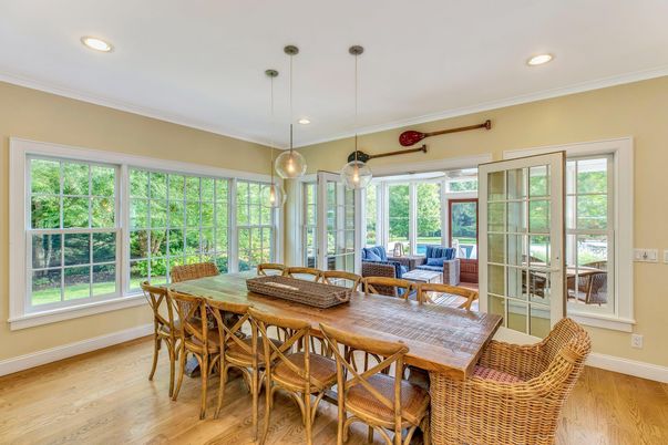 Dining room, Interior, Living room, Pendant Lights, Recessed Lighting, Wood Texture Flooring