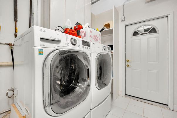 Interior, Utility Closets, Washer