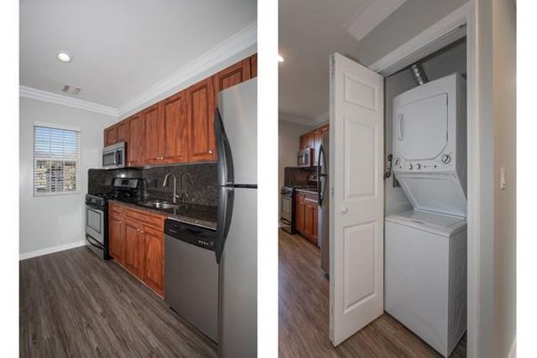Interior, Kitchen, Recessed Lighting, Washer, Wood Texture Flooring