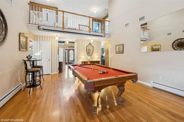 Billiard Table, Game Room, Interior, Wood Texture Flooring
