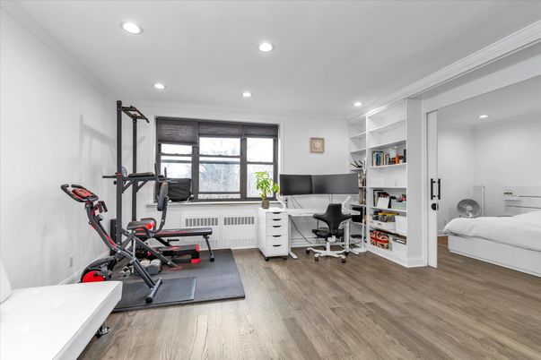Fitness Equipment, Home Office, Interior, Recessed Lighting, Wood Texture Flooring