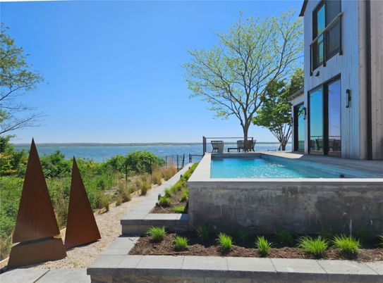 Exterior, Pool, Water