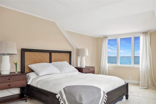 Bedroom, Interior, Water