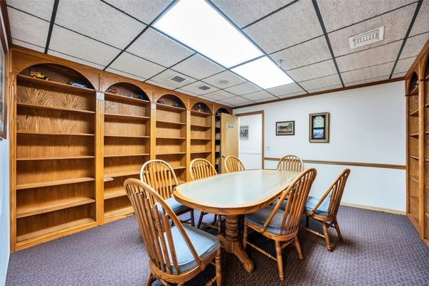 Dining room, Interior