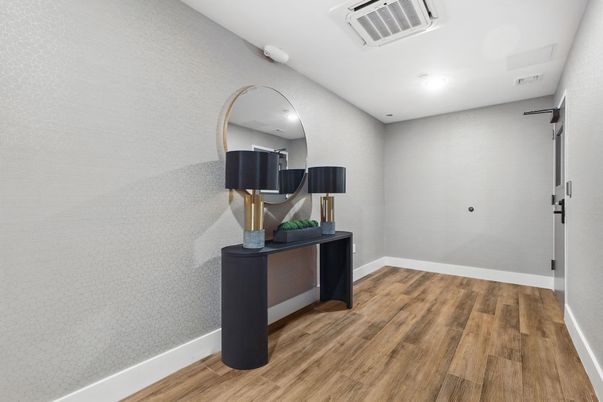 Interior, Recessed Lighting, Wood Texture Flooring